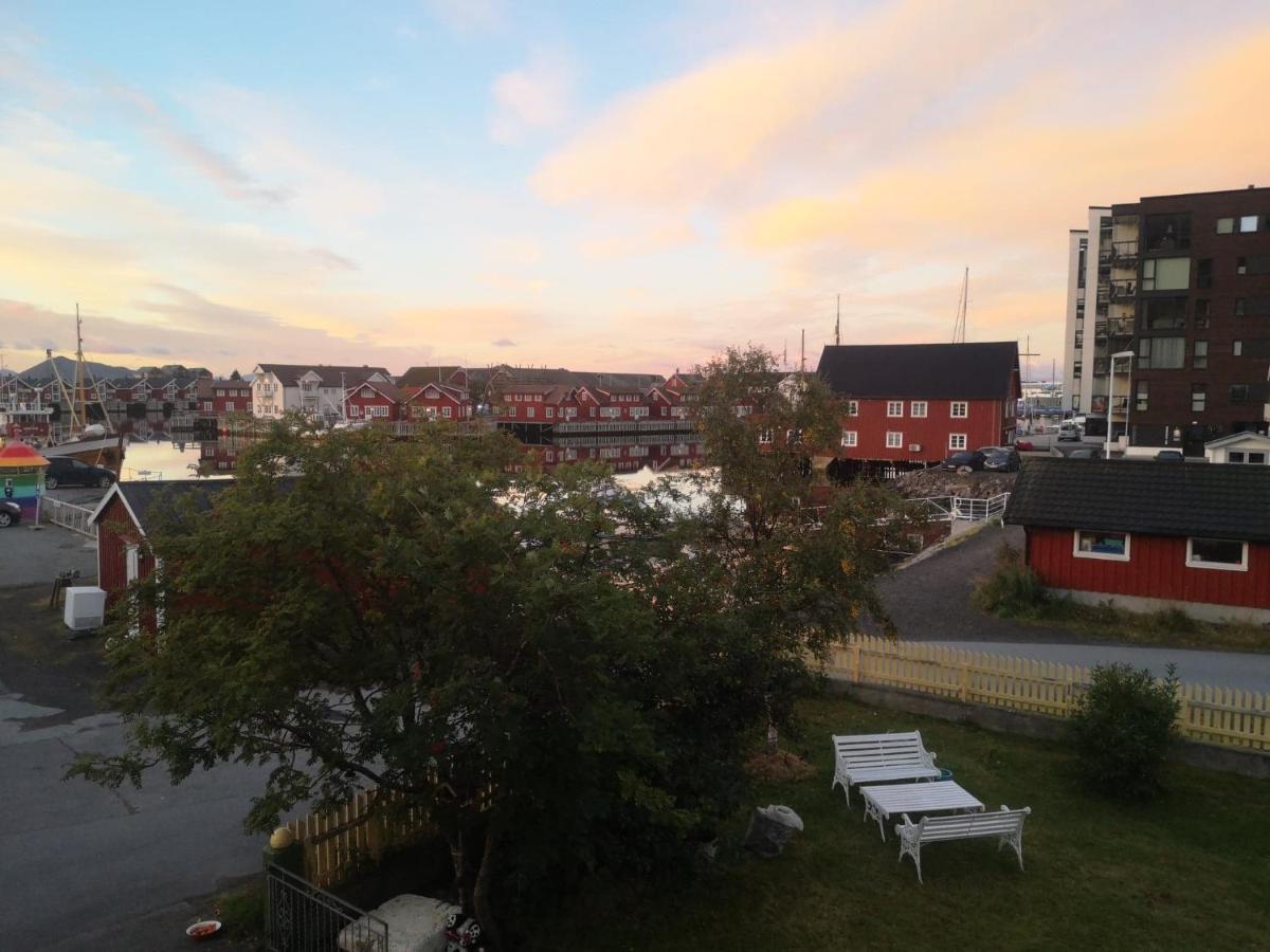 Kule Gule Huset Leilighet Svolvær Eksteriør bilde