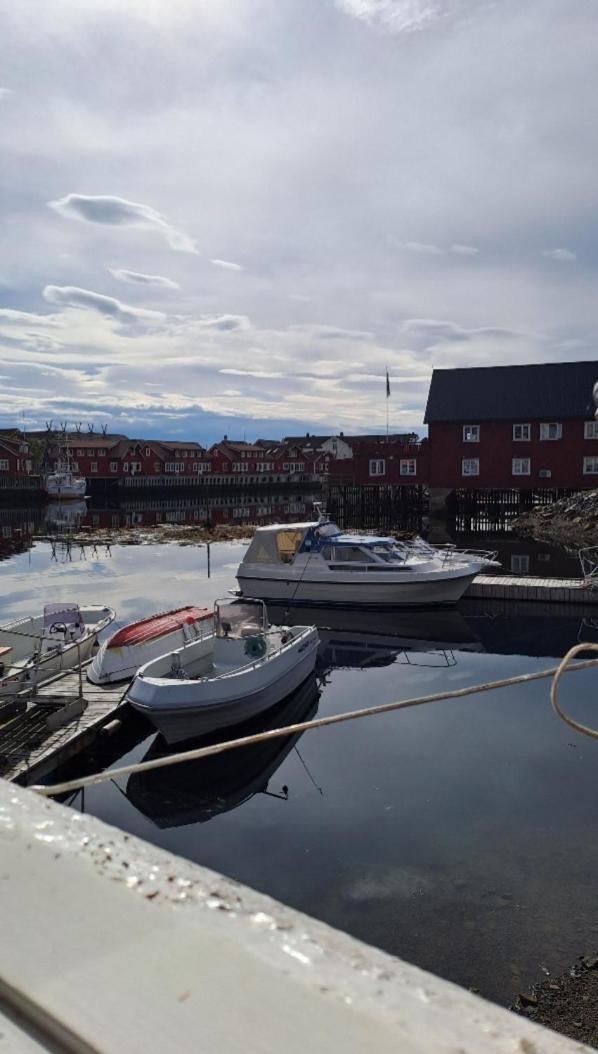 Kule Gule Huset Leilighet Svolvær Eksteriør bilde